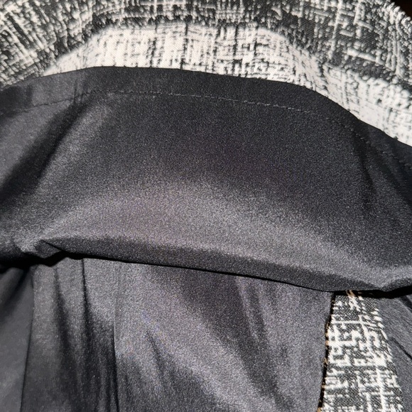 Calvin Klein Sz 4 black white pencil skirt - Picture 4 of 6